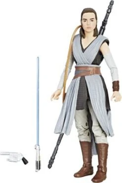 SW E8 REY JEDI TRAINING