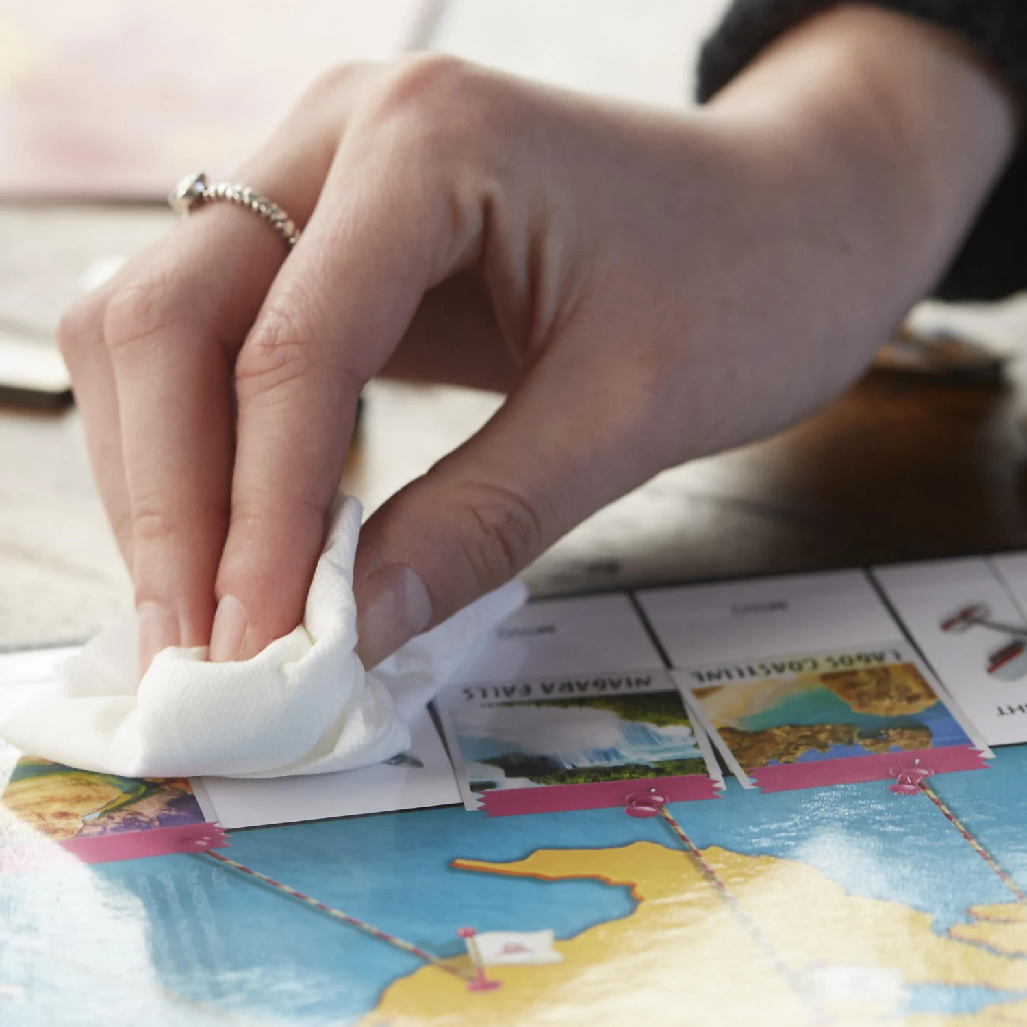 Hasbro Monopoly Reise Um Die Welt – Bild 10